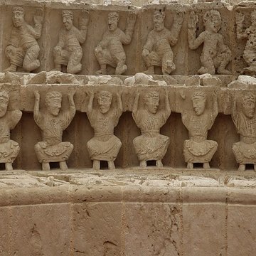 Croix du XIVe siècle