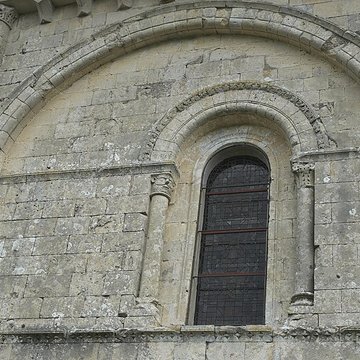 Croix du XIVe siècle