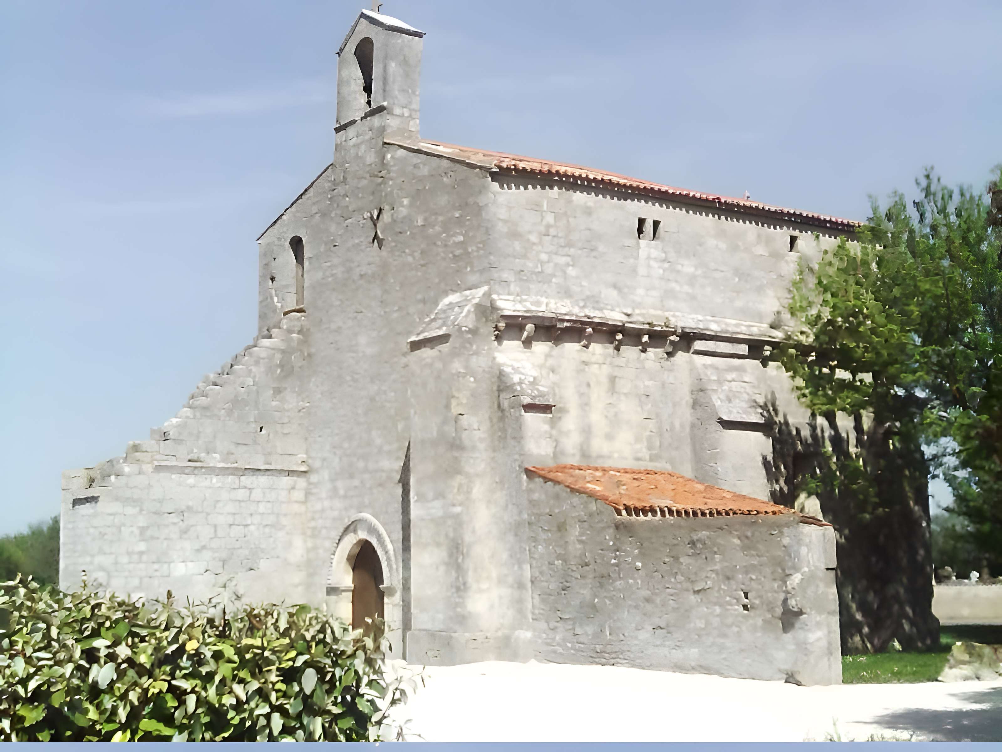 Eglise Saint-Jacques-du-Cher
