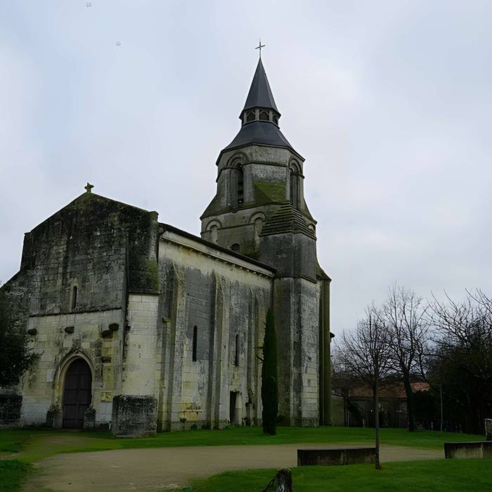 Photo de Iglesia de Saint Maclou de Colombiers