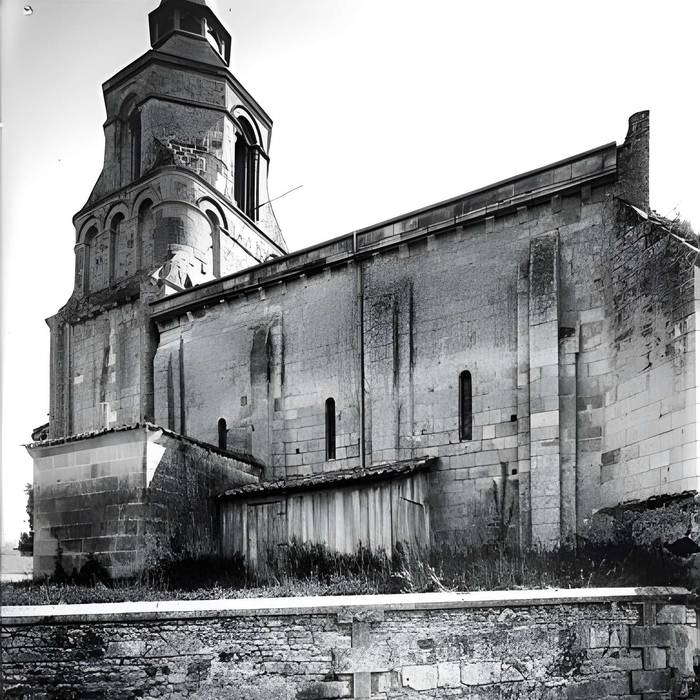 Photo de Iglesia de Saint Maclou de Colombiers