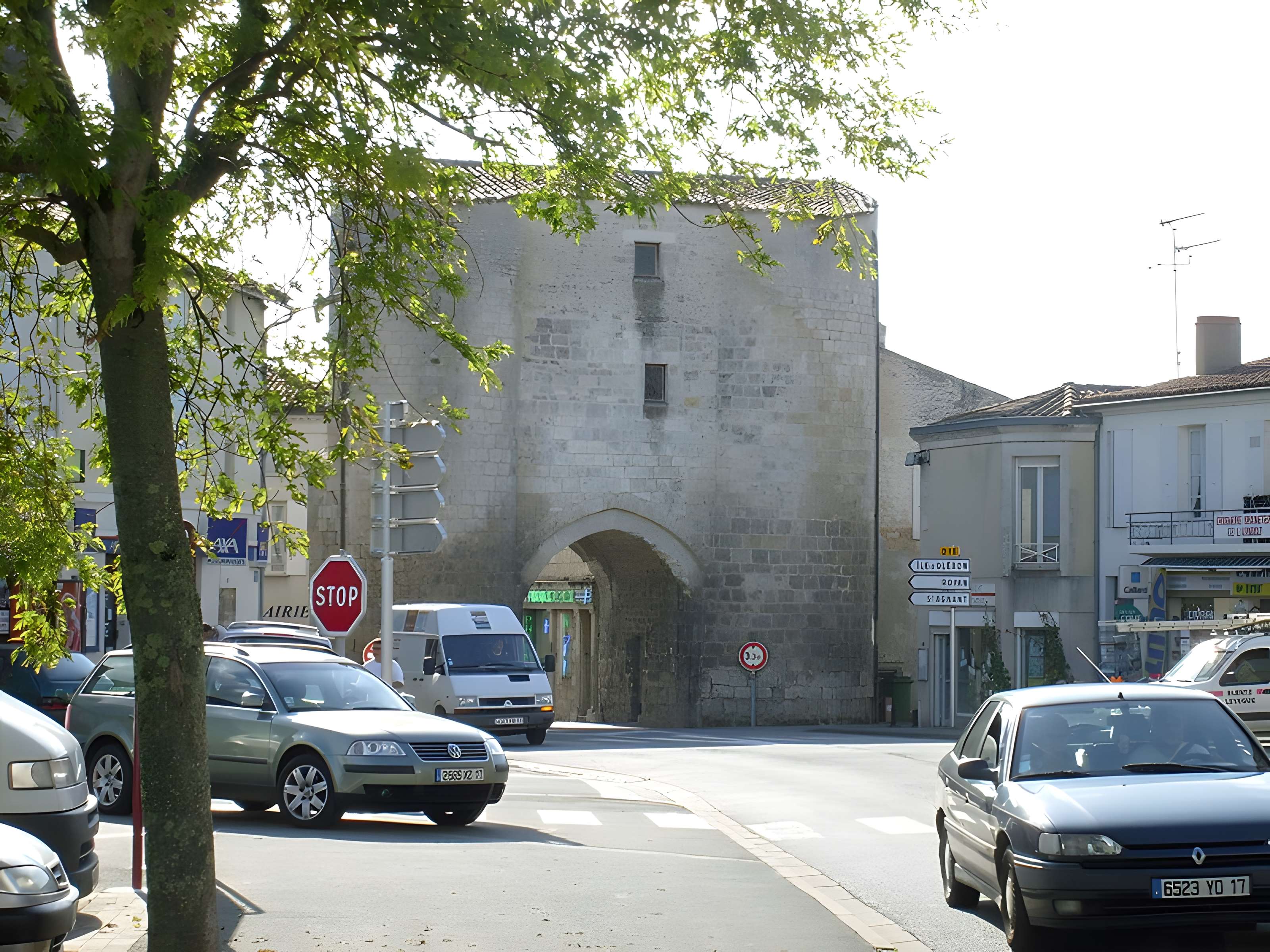 Anciennes fortifications