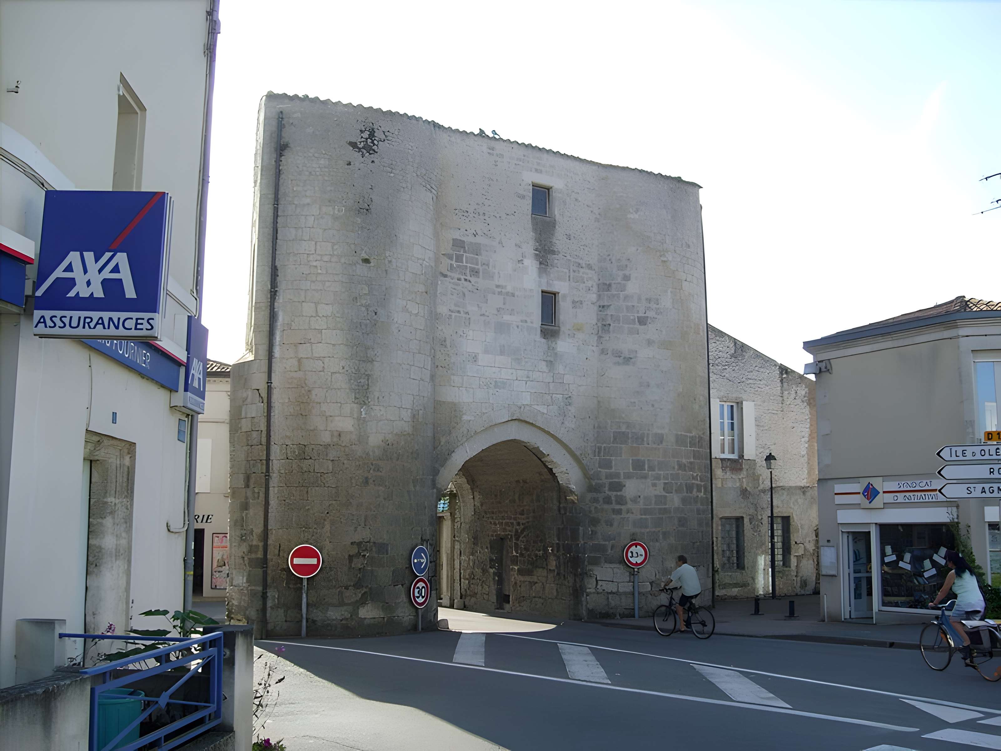 Anciennes fortifications