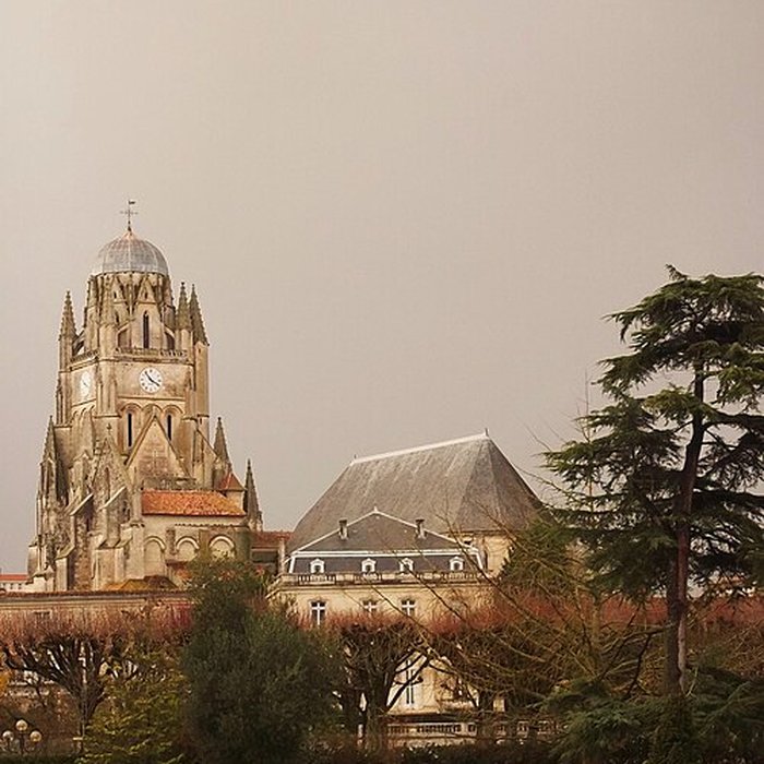 Photo de Cathédrale Saint-Pierre de Saintes
