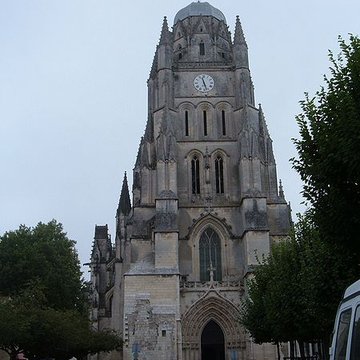 Cathédrale Saint-Pierre de Saintes