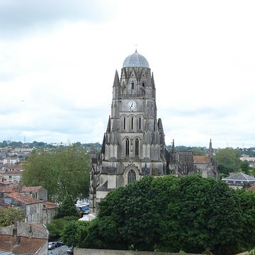 Cathédrale Saint-Pierre de Saintes
