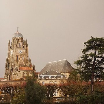 Cathédrale Saint-Pierre de Saintes