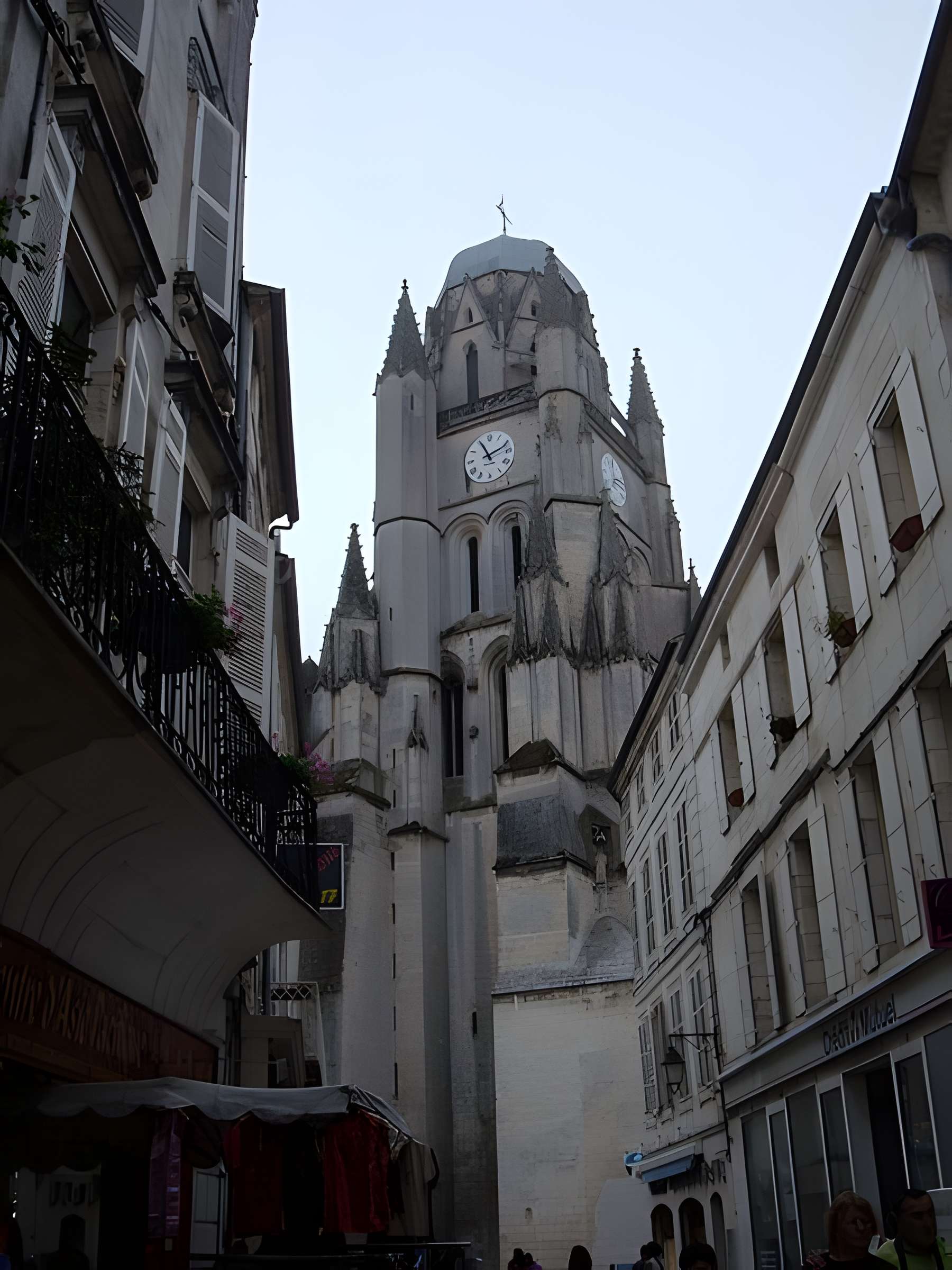 Cathédrale Saint-Pierre de Saintes