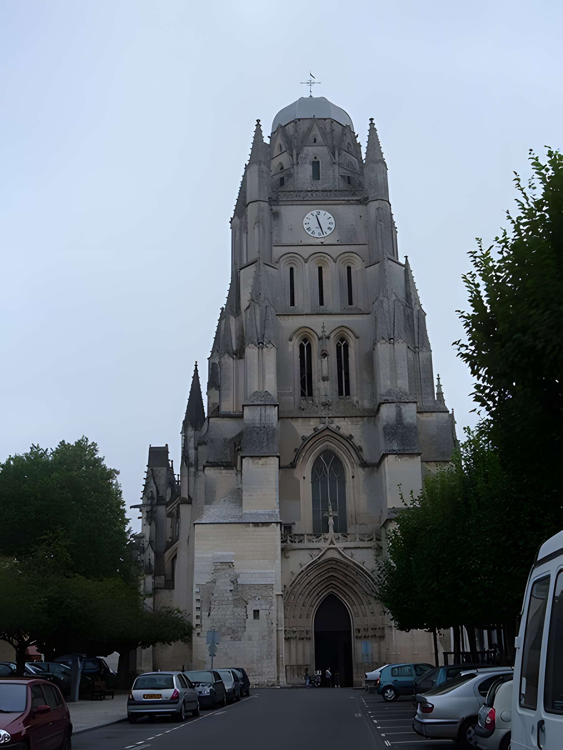 Cathédrale Saint-Pierre de Saintes