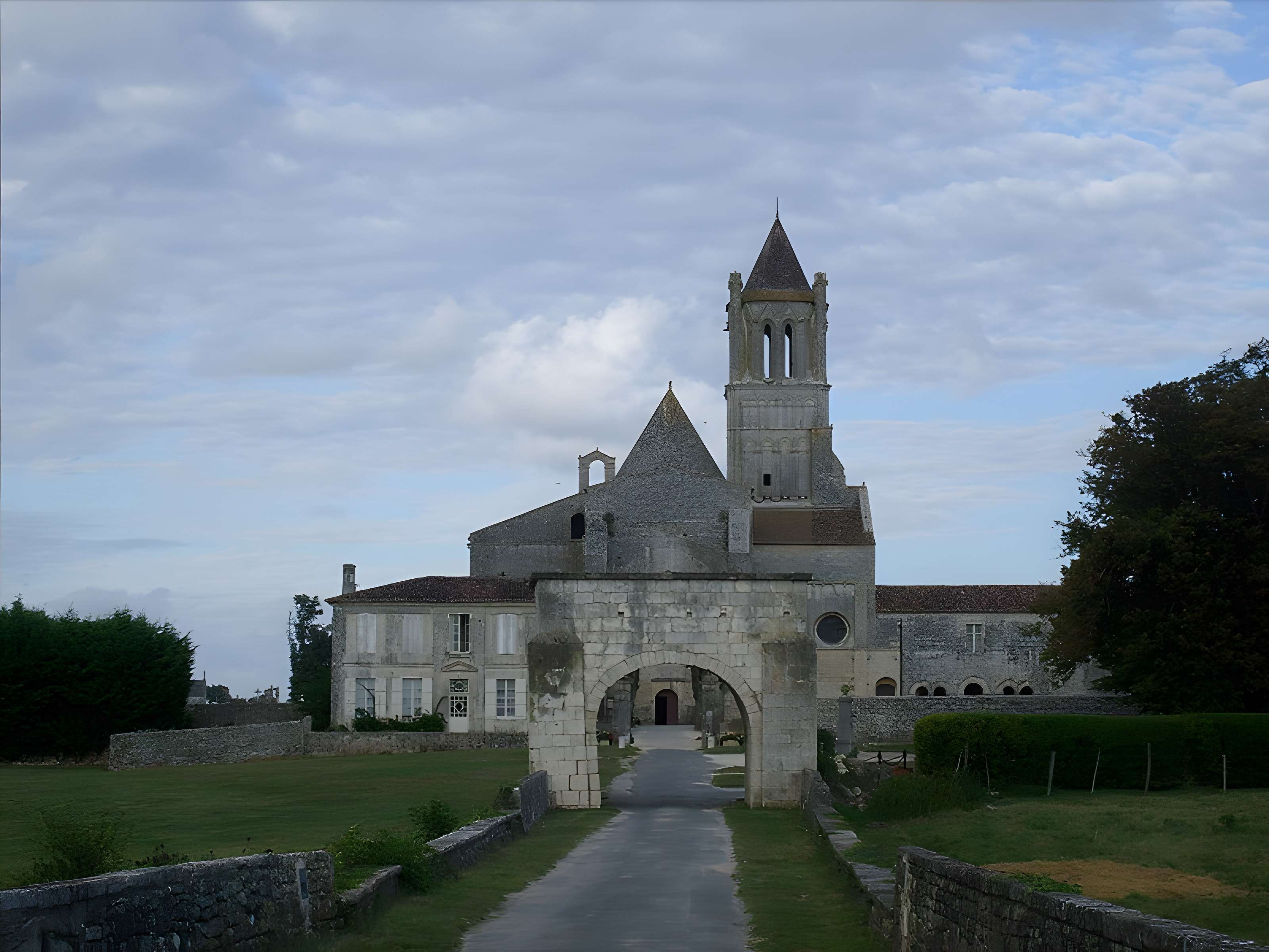 Ancienne abbaye Notre-Dame