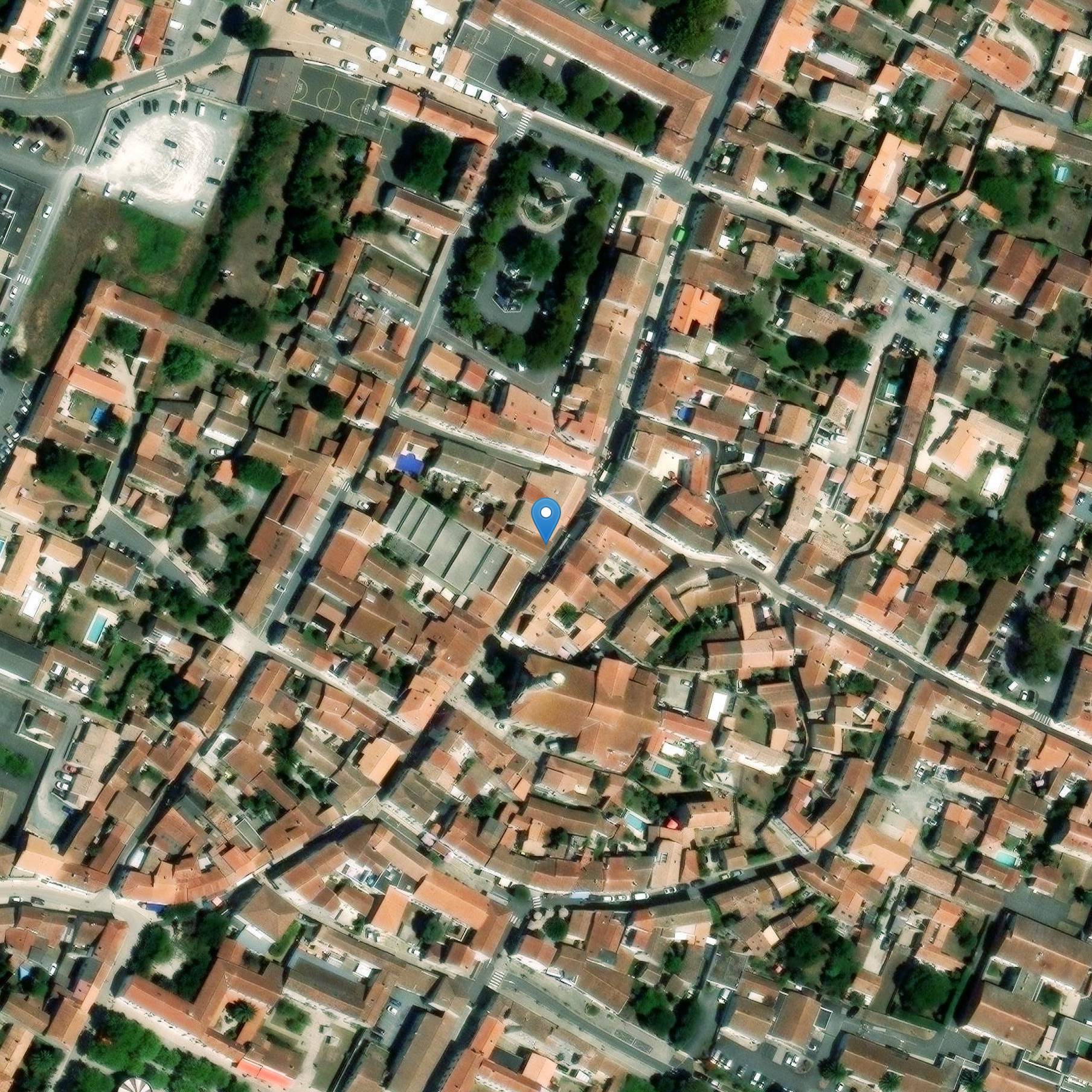 Photo de House owned by Mr. Thomas