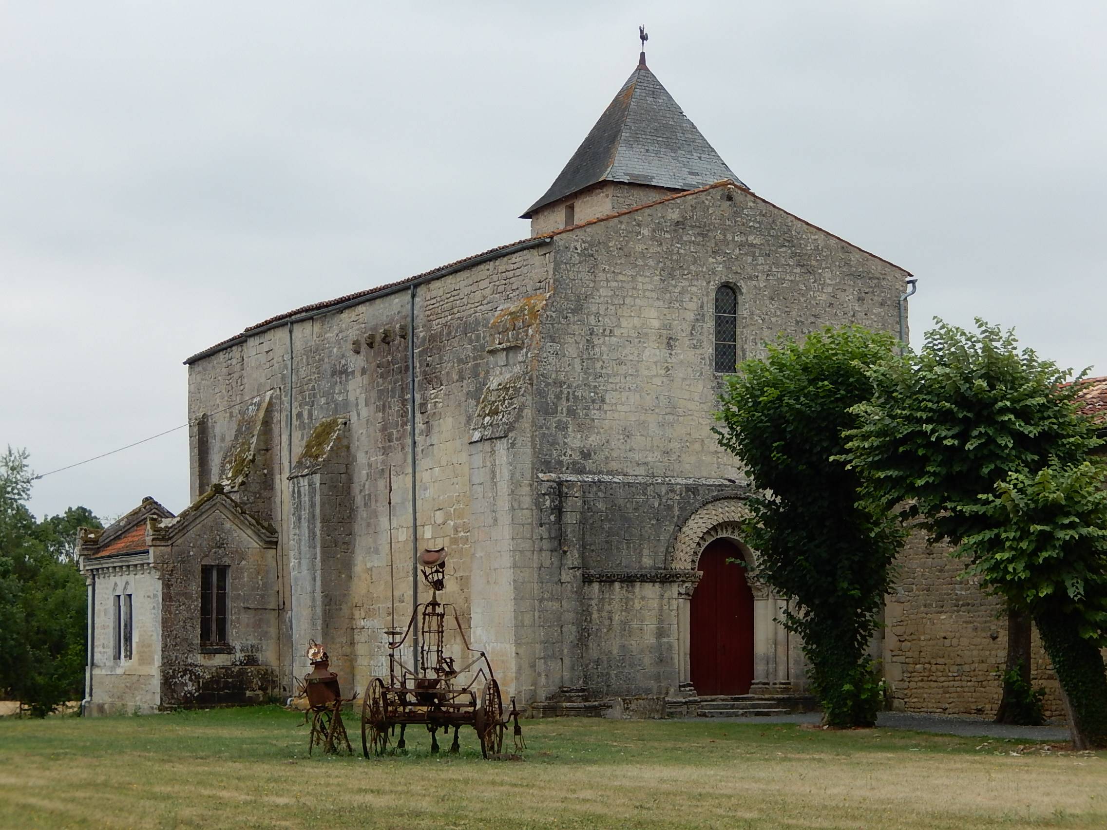 Église Saint-Pierre-ès-Liens de Saint-Pierre-de-l'Isle