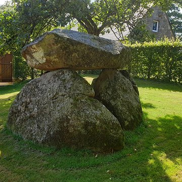 Dolmen de la Loge aux Sarrazins