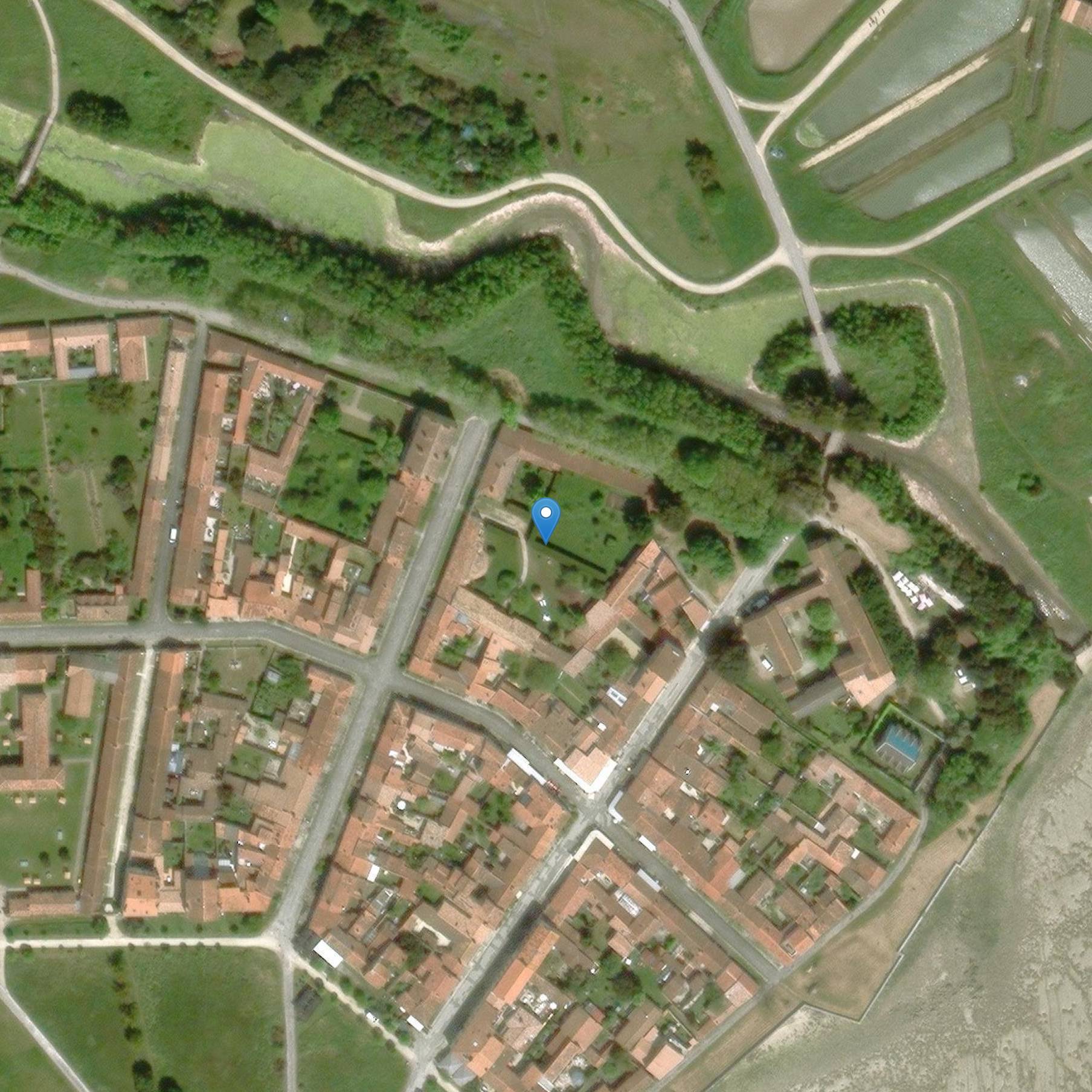 Photo de Ex Engineering Shop H