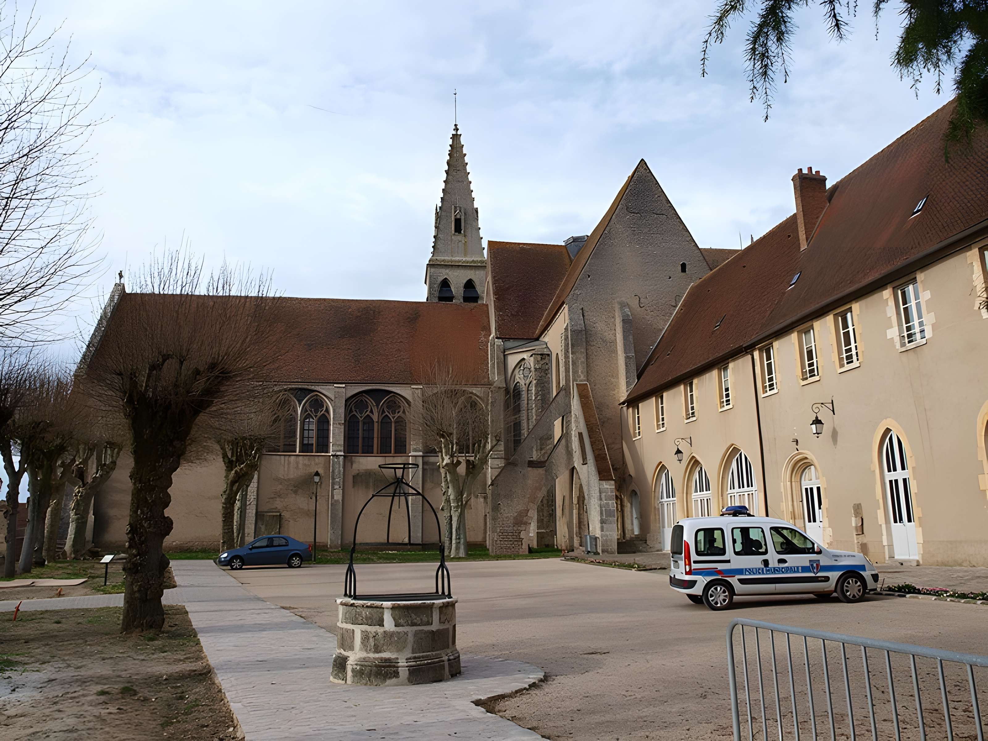 Abbaye de Ferrières