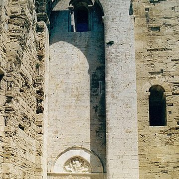 Ensemble historique et archéologique de la cité épiscopale et canoniale de Maguelone