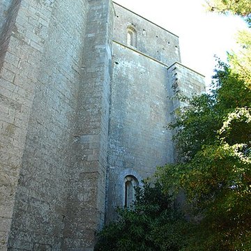 Ensemble historique et archéologique de la cité épiscopale et canoniale de Maguelone