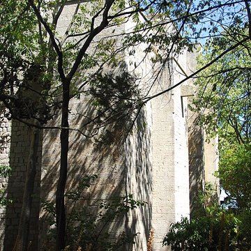 Ensemble historique et archéologique de la cité épiscopale et canoniale de Maguelone