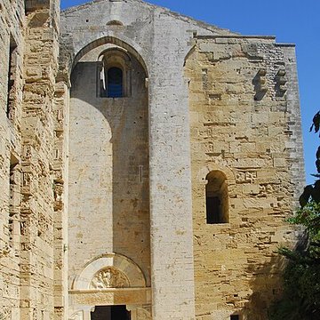 Ensemble historique et archéologique de la cité épiscopale et canoniale de Maguelone