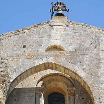 Ensemble historique et archéologique de la cité épiscopale et canoniale de Maguelone