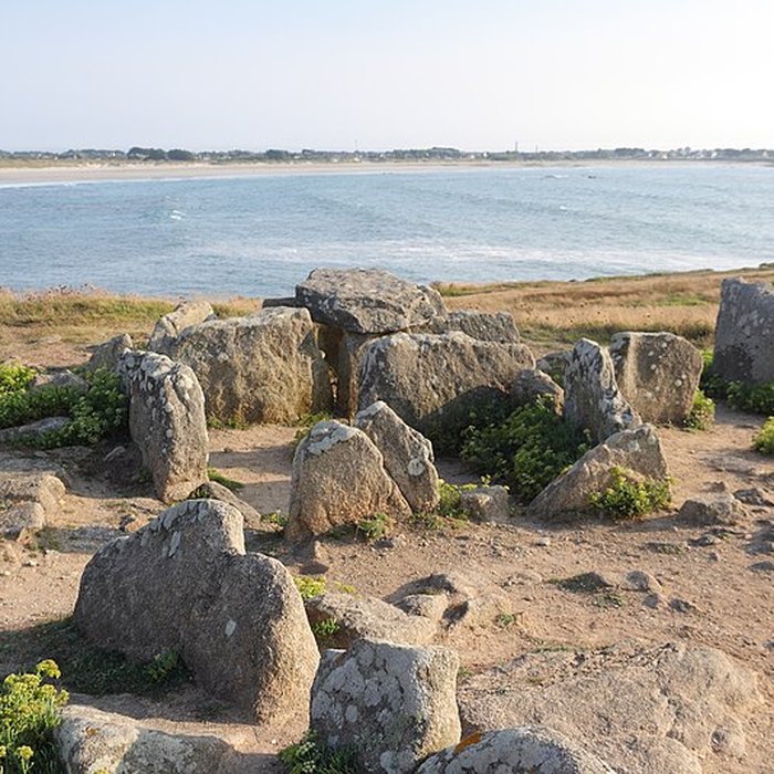 Photo de Dolmen de la pointe de la Torche à Plomeur