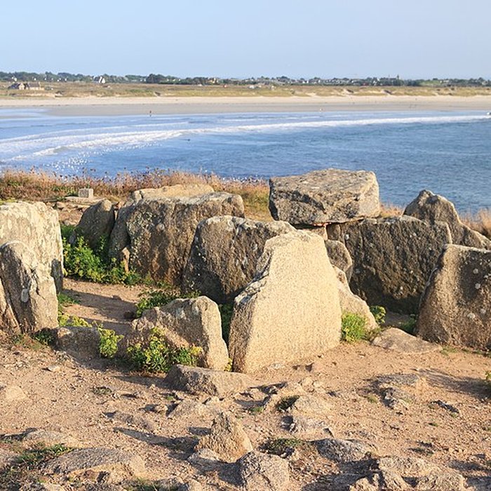 Photo de Dolmen de la pointe de la Torche à Plomeur