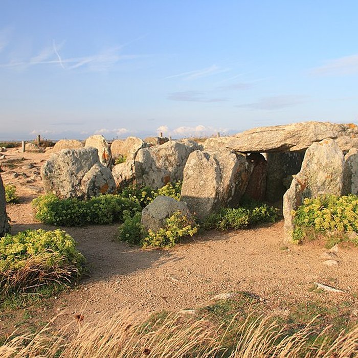 Photo de Dolmen de la pointe de la Torche à Plomeur