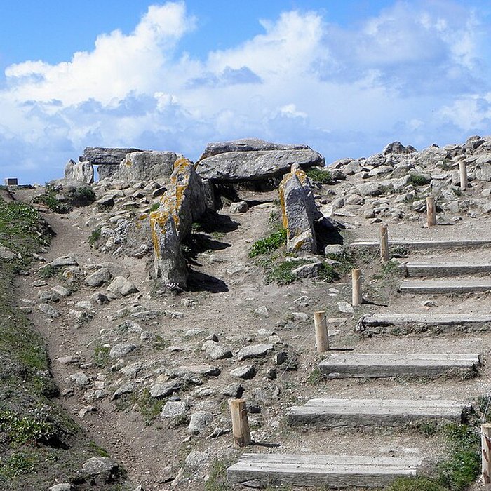 Photo de Dolmen de la pointe de la Torche à Plomeur