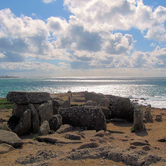 Photo de Dolmen de la pointe de la Torche à Plomeur