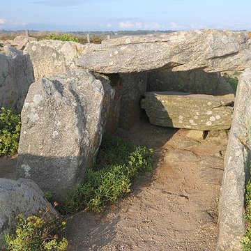 Dolmen de la pointe de la Torche à Plomeur