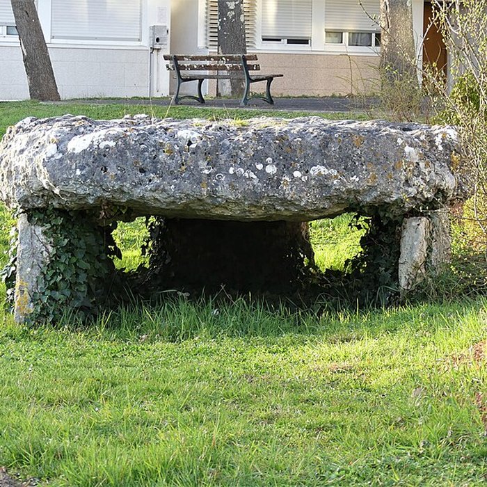 Photo de Dolmen de Séchebec à Cognac