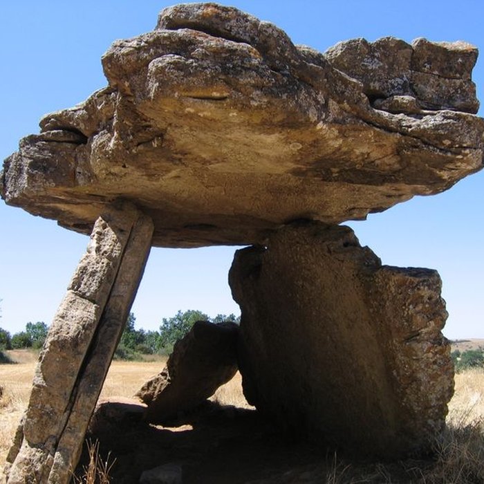 Photo de Dolmen de Tièrgues à Saint-Affrique