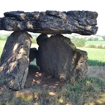 Dolmen de Tièrgues à Saint-Affrique