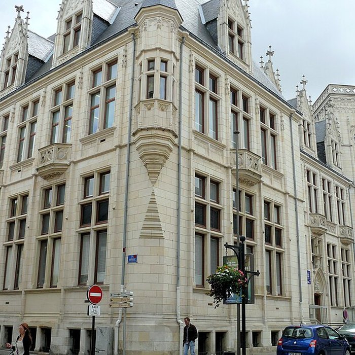 Photo de Recette principale et direction départementale de la Poste