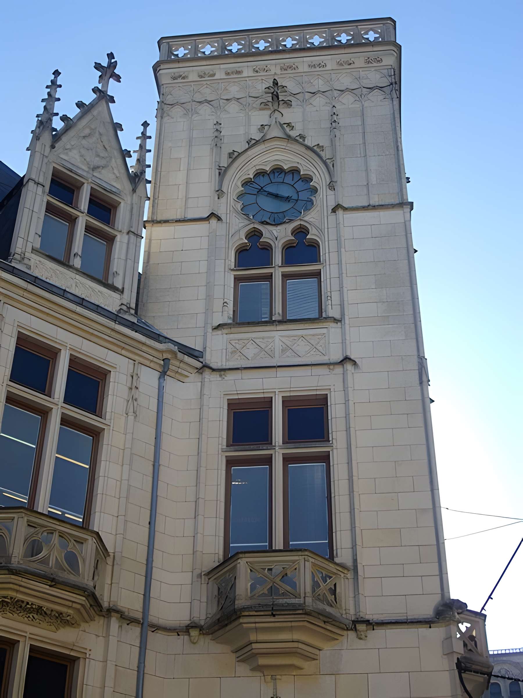 Recette principale et direction départementale de la Poste