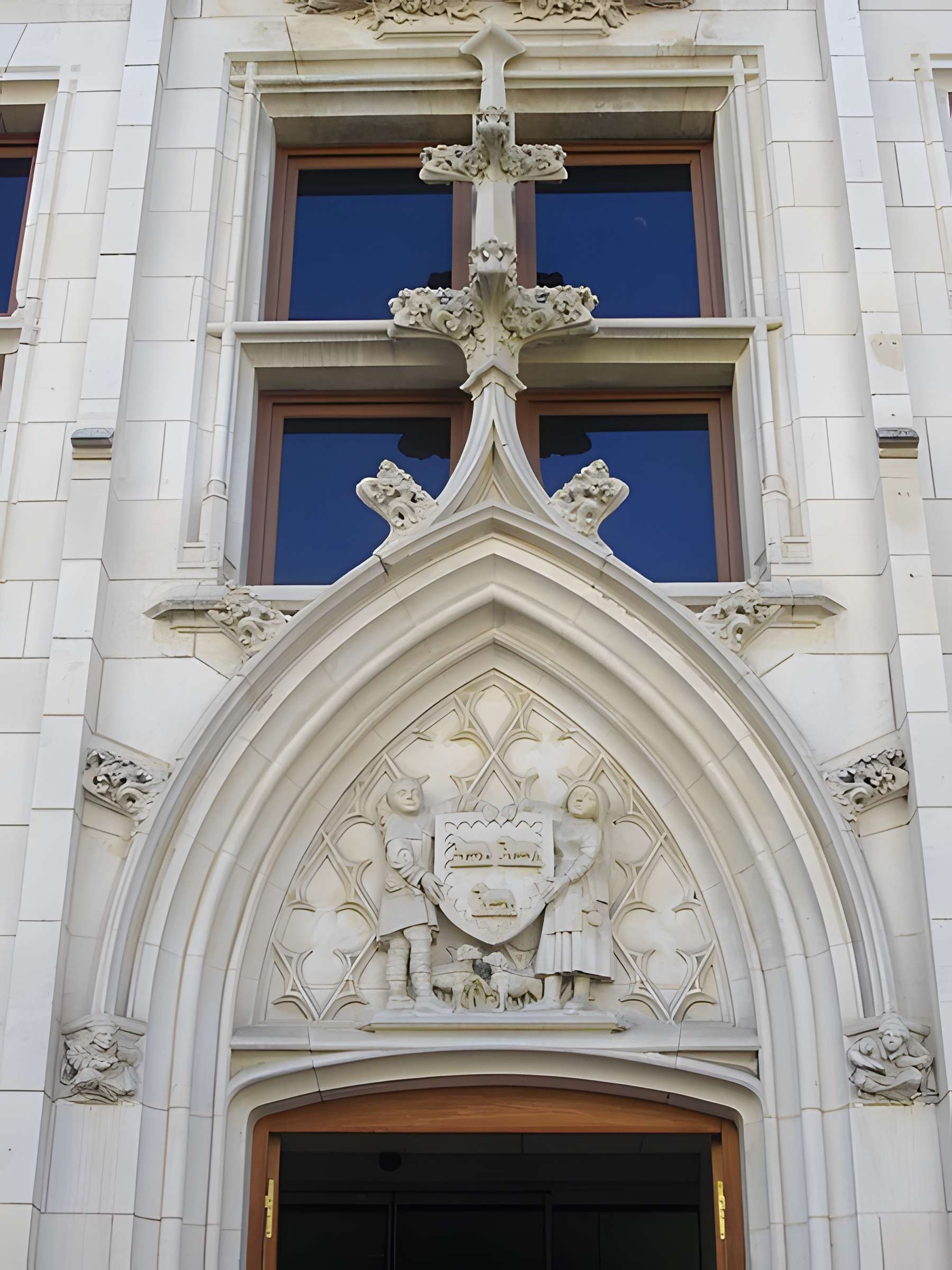 Recette principale et direction départementale de la Poste