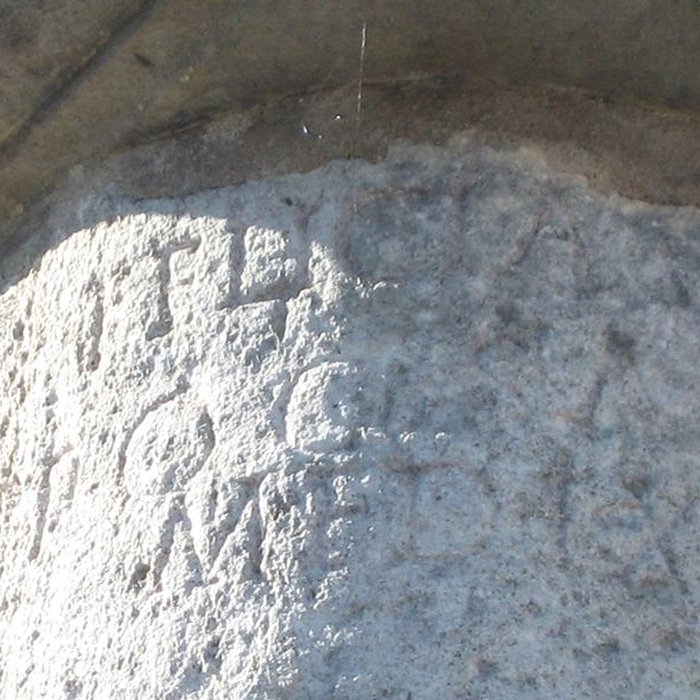 Photo de Borne milliaire en pierre de lépoque gallo-romaine