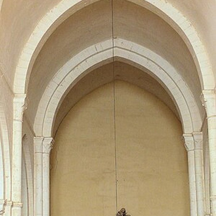 Photo de Ancienne abbaye Saint-Pierre, actuellement Centre Hospitalier spécialisé