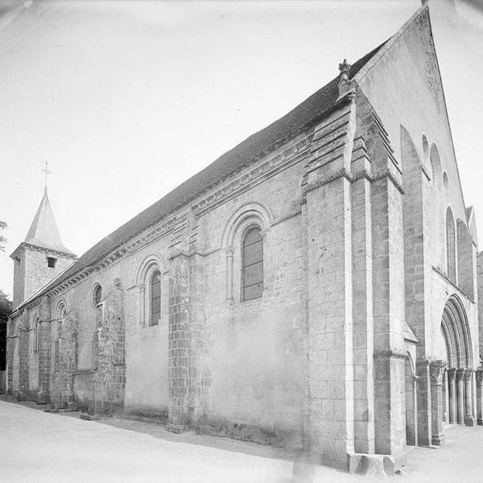 Photo de Ancienne abbaye Saint-Pierre, actuellement Centre Hospitalier spécialisé