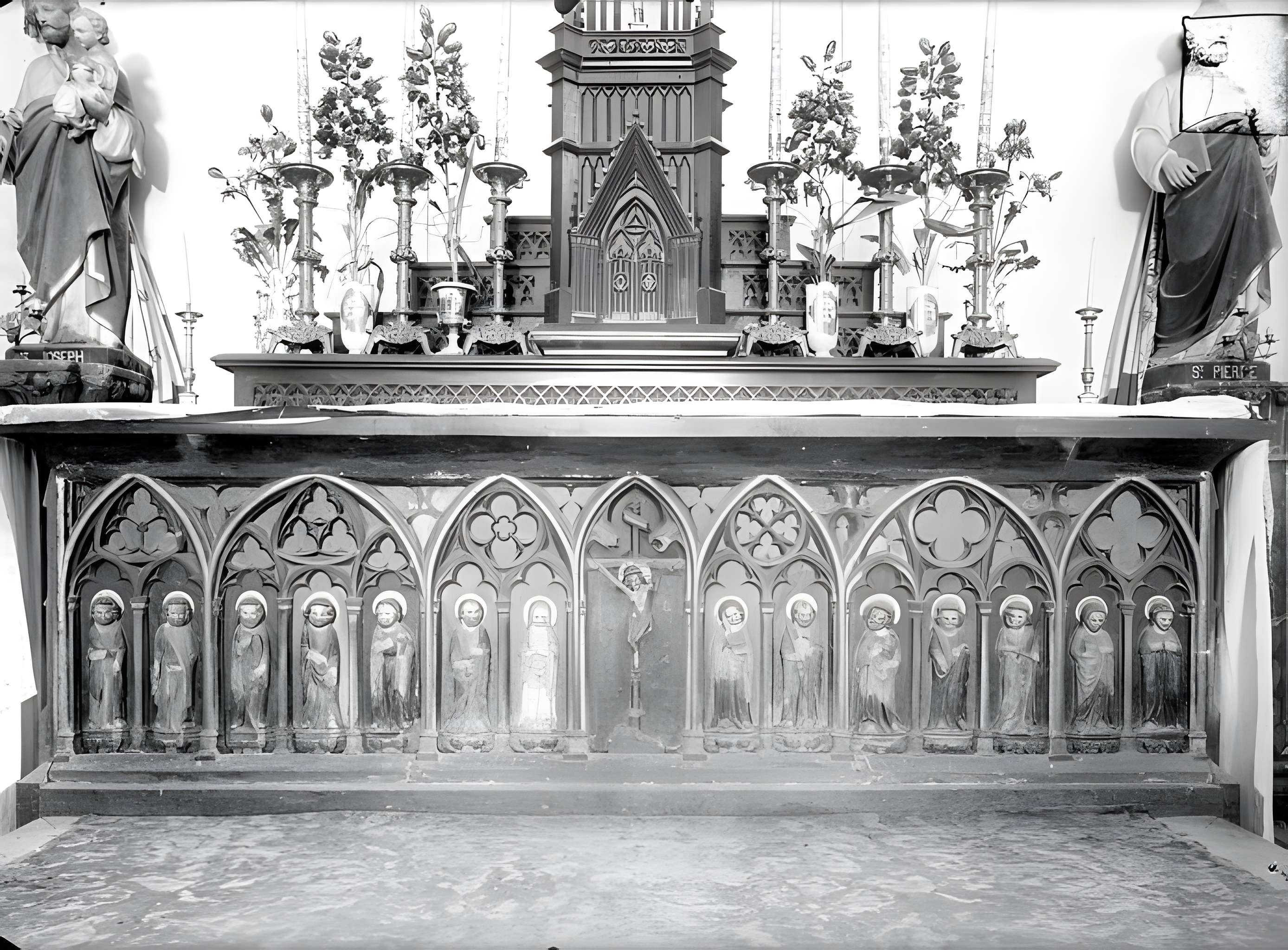 Ancienne abbaye Saint-Pierre, actuellement Centre Hospitalier spécialisé