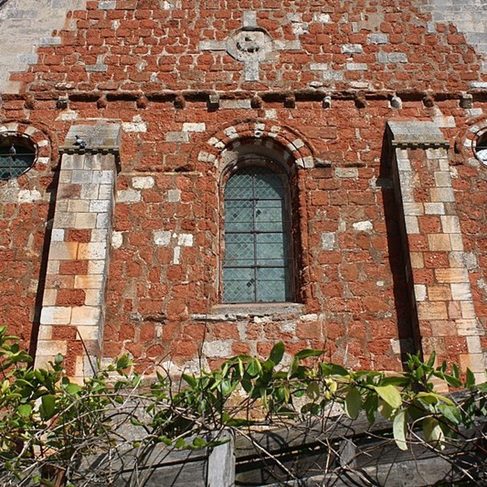 Photo de Eglise Saint-Michel du prieuré Saint-Michel