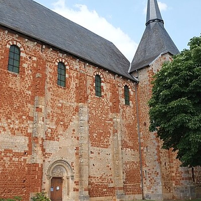 Photo de Eglise Saint-Michel du prieuré Saint-Michel