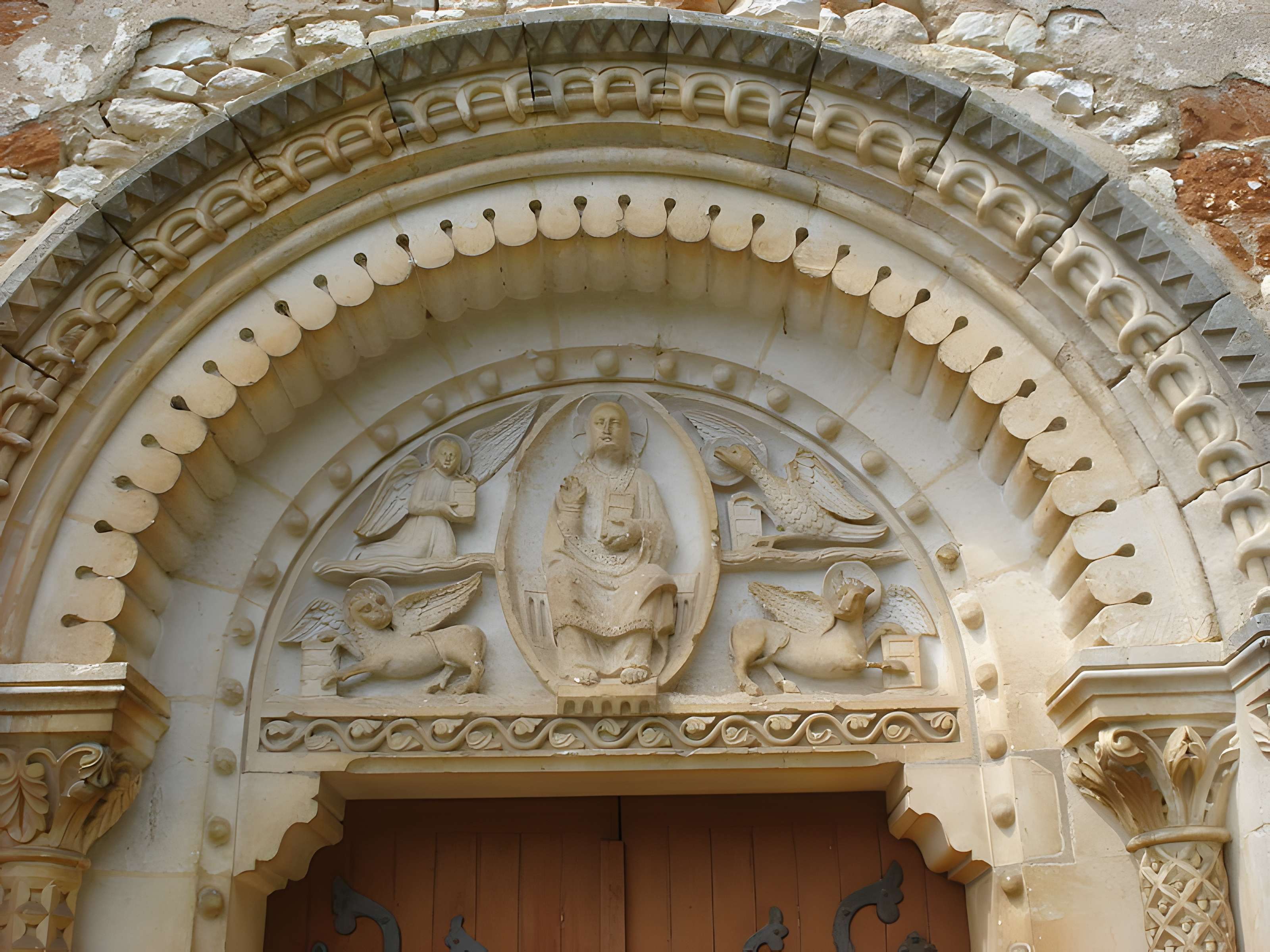 Eglise Saint-Michel (du prieuré Saint-Michel)