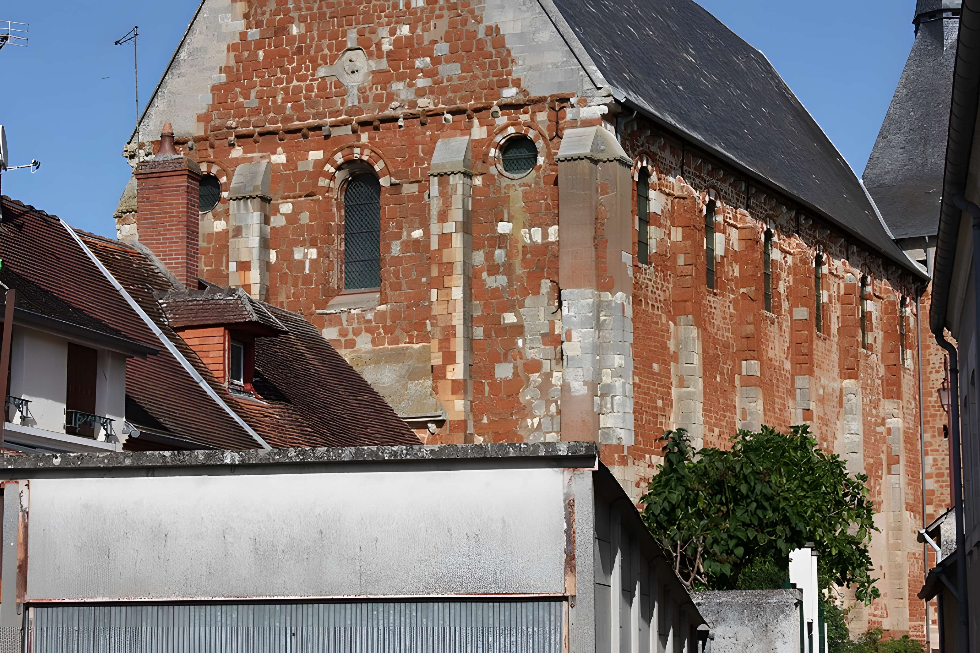 Eglise Saint-Michel (du prieuré Saint-Michel)