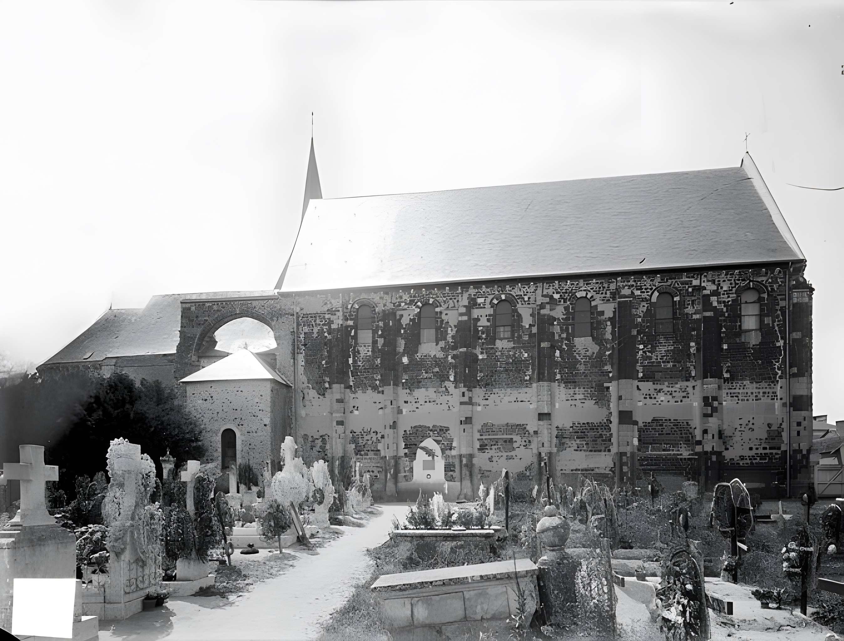 Eglise Saint-Michel (du prieuré Saint-Michel)