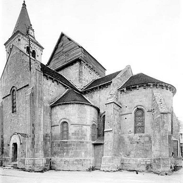 Photo de Eglise Saint-Jacques-et-Saint-Cyr