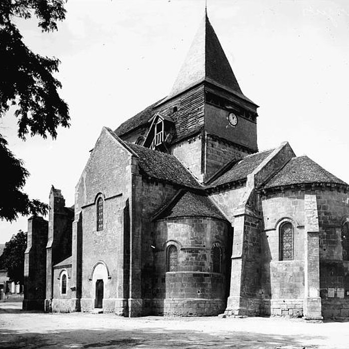 Photo de Eglise Saint-Jacques-et-Saint-Cyr