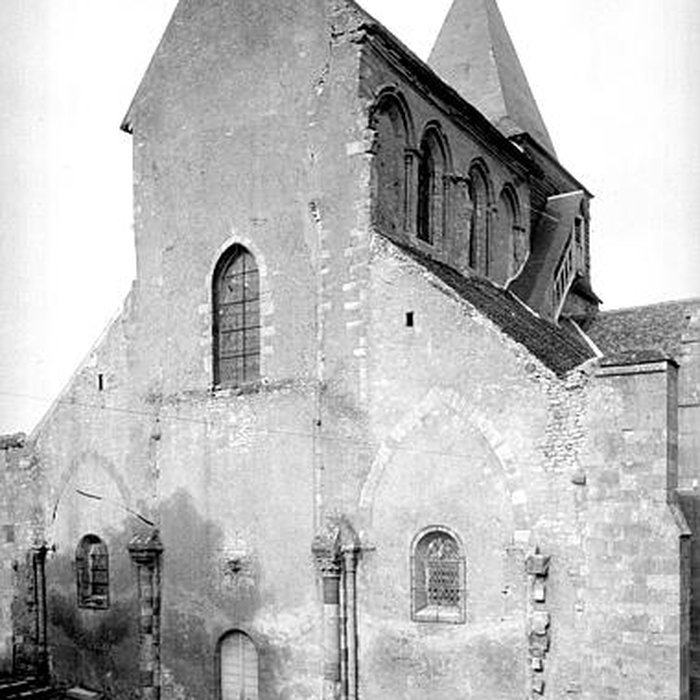 Photo de Eglise Saint-Jacques-et-Saint-Cyr