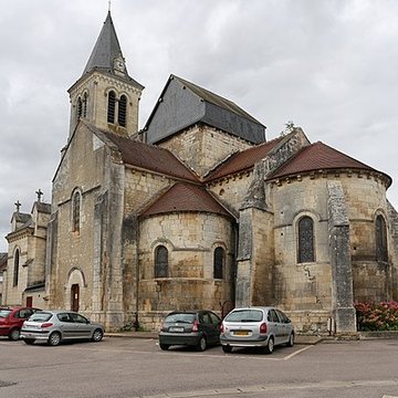 Eglise Saint-Jacques-et-Saint-Cyr