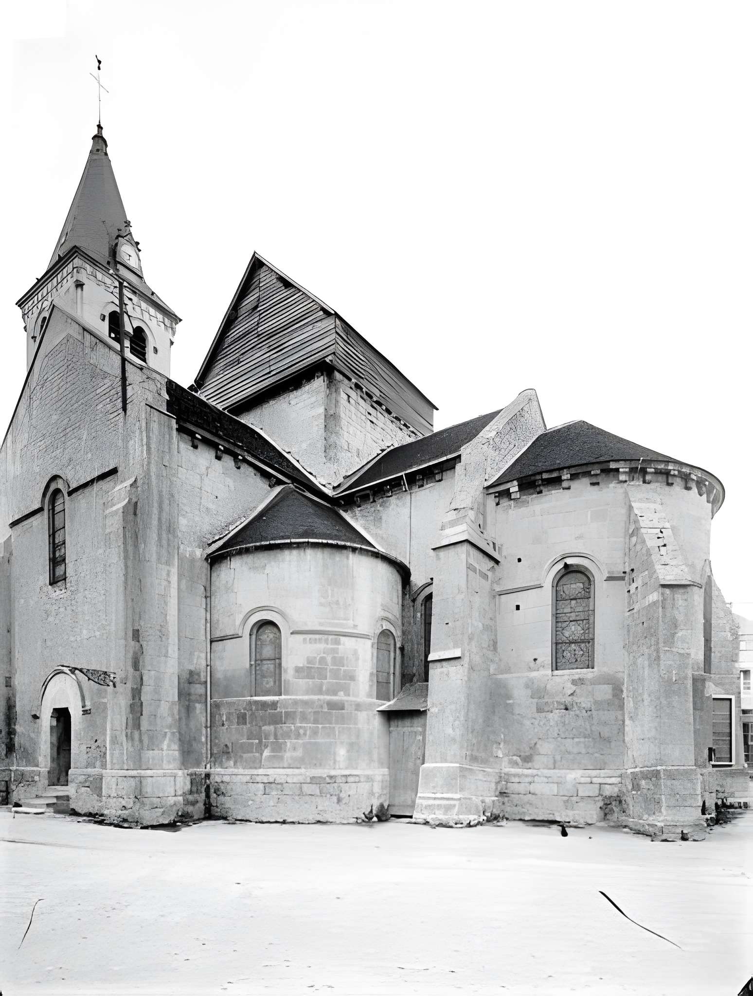 Eglise Saint-Jacques-et-Saint-Cyr